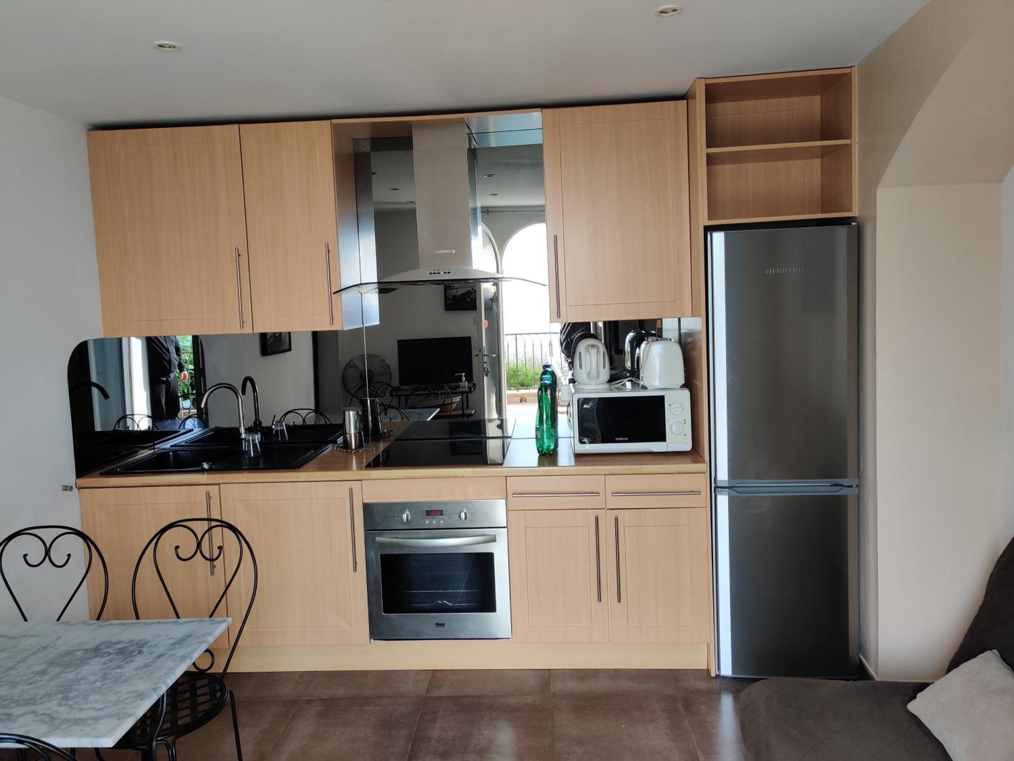 Le Mas D'Angeline, Vue Mer, Jardin Commun, Parking, Voiture Requise, 10 Min En Voiture De Monaco, Route Etroite, Pente Raide, Croisement Limite, Sea View, Shared Garden, Parking, Car Required, 10 Min Drive From Monaco, Narrow Steep Road, Limited Pass Beausoleil Eksteriør bilde