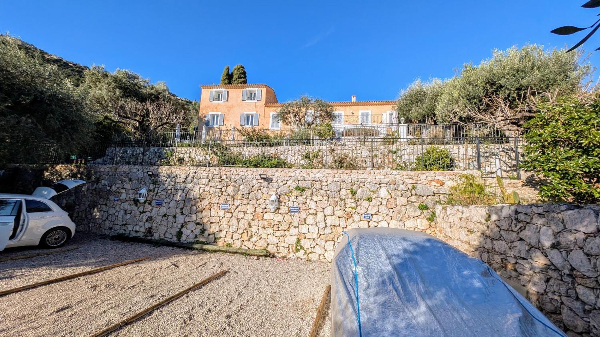 Le Mas D'Angeline, Vue Mer, Jardin Commun, Parking, Voiture Requise, 10 Min En Voiture De Monaco, Route Etroite, Pente Raide, Croisement Limite, Sea View, Shared Garden, Parking, Car Required, 10 Min Drive From Monaco, Narrow Steep Road, Limited Pass Beausoleil Eksteriør bilde