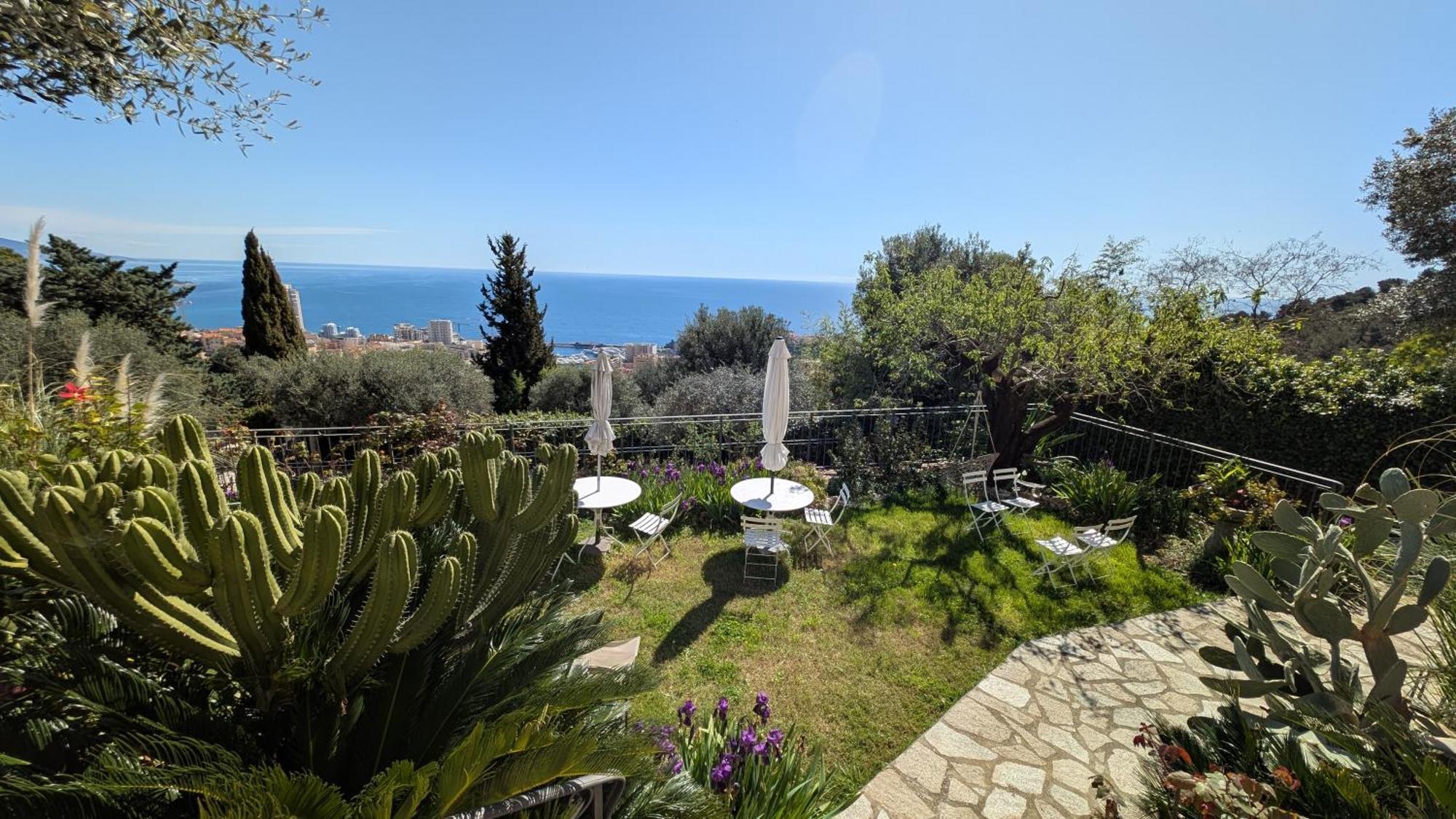Le Mas D'Angeline, Vue Mer, Jardin Commun, Parking, Voiture Requise, 10 Min En Voiture De Monaco, Route Etroite, Pente Raide, Croisement Limite, Sea View, Shared Garden, Parking, Car Required, 10 Min Drive From Monaco, Narrow Steep Road, Limited Pass Beausoleil Eksteriør bilde