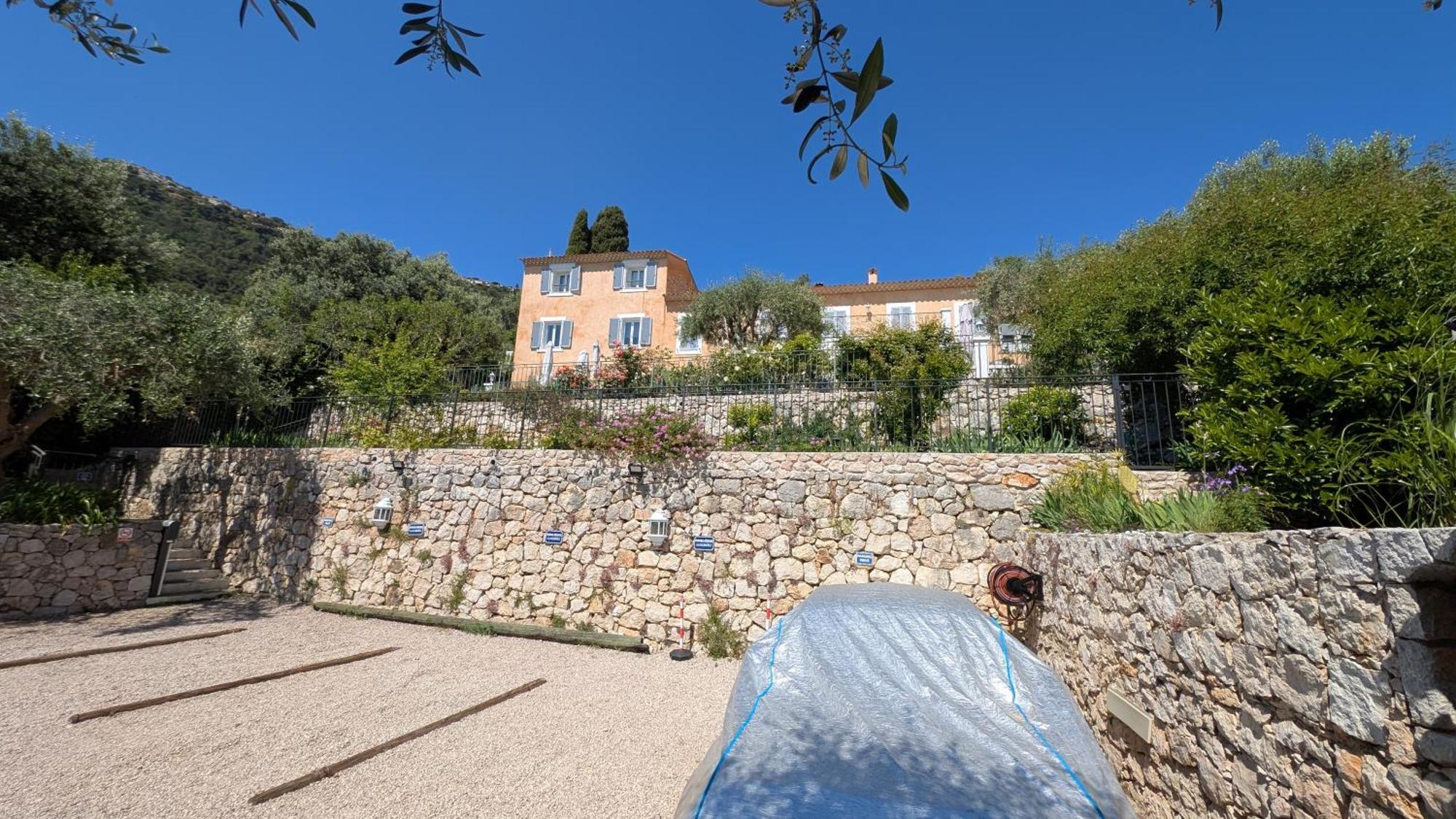 Le Mas D'Angeline, Vue Mer, Jardin Commun, Parking, Voiture Requise, 10 Min En Voiture De Monaco, Route Etroite, Pente Raide, Croisement Limite, Sea View, Shared Garden, Parking, Car Required, 10 Min Drive From Monaco, Narrow Steep Road, Limited Pass Beausoleil Eksteriør bilde
