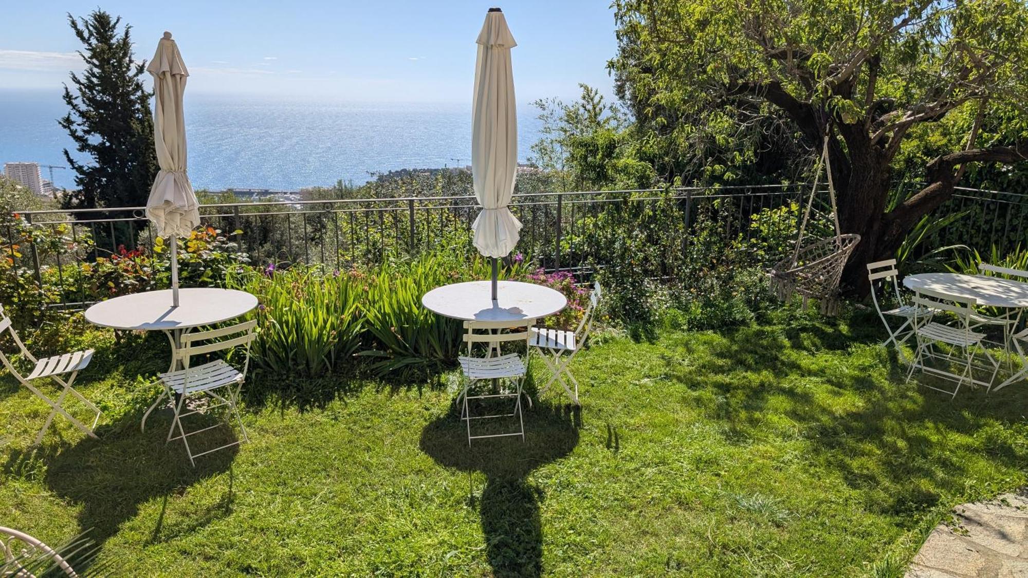 Le Mas D'Angeline, Vue Mer, Jardin Commun, Parking, Voiture Requise, 10 Min En Voiture De Monaco, Route Etroite, Pente Raide, Croisement Limite, Sea View, Shared Garden, Parking, Car Required, 10 Min Drive From Monaco, Narrow Steep Road, Limited Pass Beausoleil Eksteriør bilde