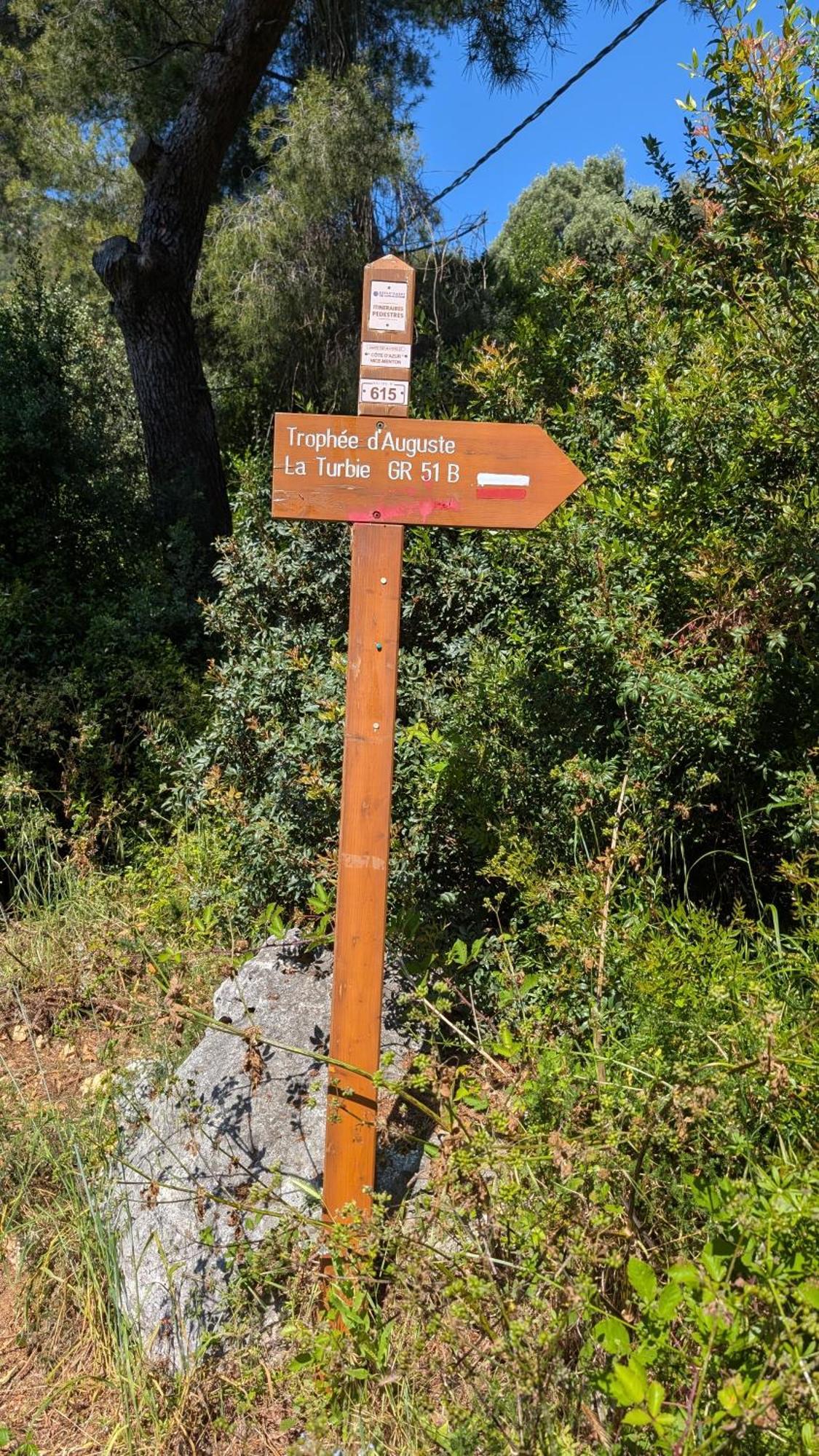 Le Mas D'Angeline, Vue Mer, Jardin Commun, Parking, Voiture Requise, 10 Min En Voiture De Monaco, Route Etroite, Pente Raide, Croisement Limite, Sea View, Shared Garden, Parking, Car Required, 10 Min Drive From Monaco, Narrow Steep Road, Limited Pass Beausoleil Eksteriør bilde