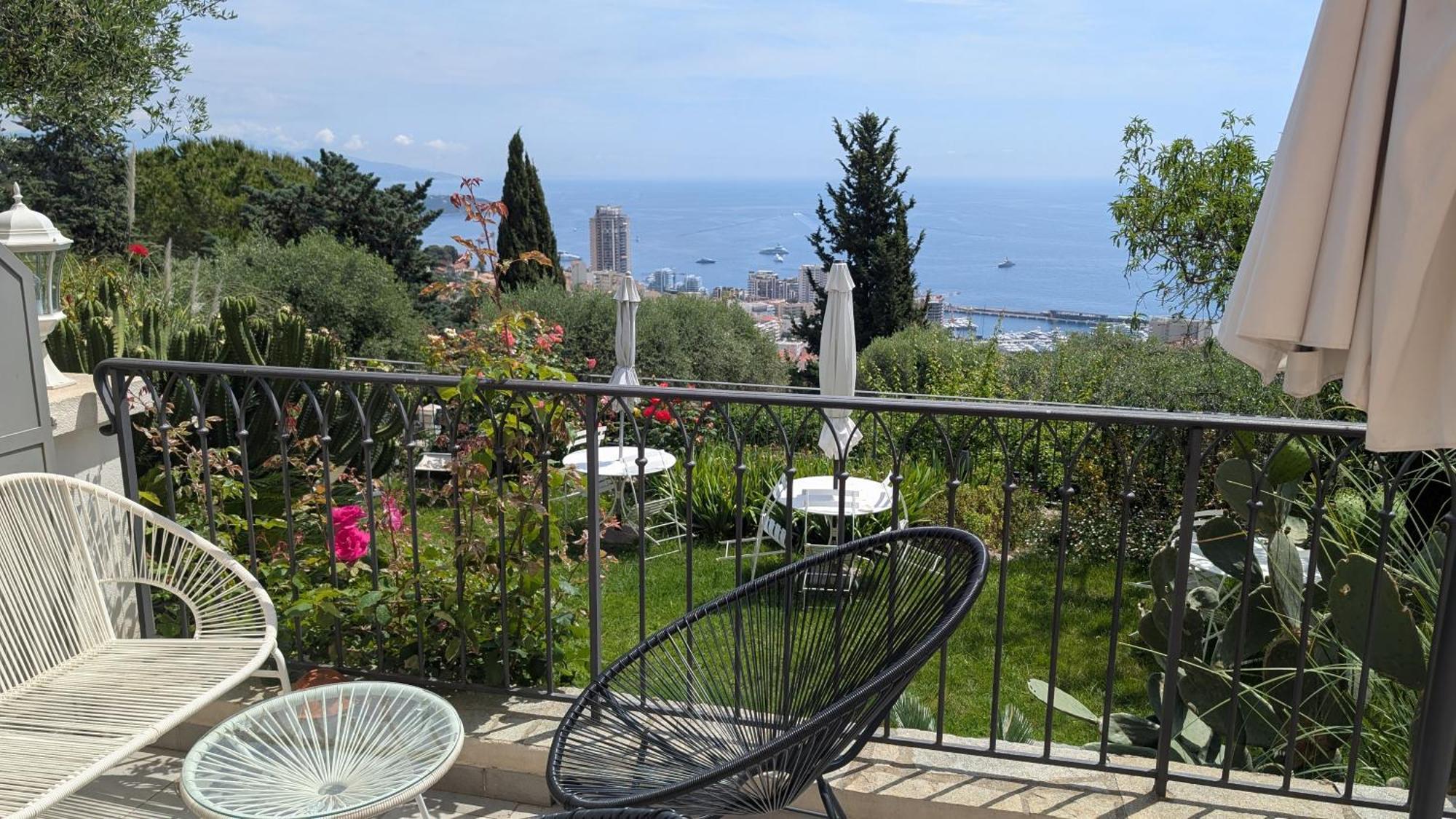 Le Mas D'Angeline, Vue Mer, Jardin Commun, Parking, Voiture Requise, 10 Min En Voiture De Monaco, Route Etroite, Pente Raide, Croisement Limite, Sea View, Shared Garden, Parking, Car Required, 10 Min Drive From Monaco, Narrow Steep Road, Limited Pass Beausoleil Eksteriør bilde